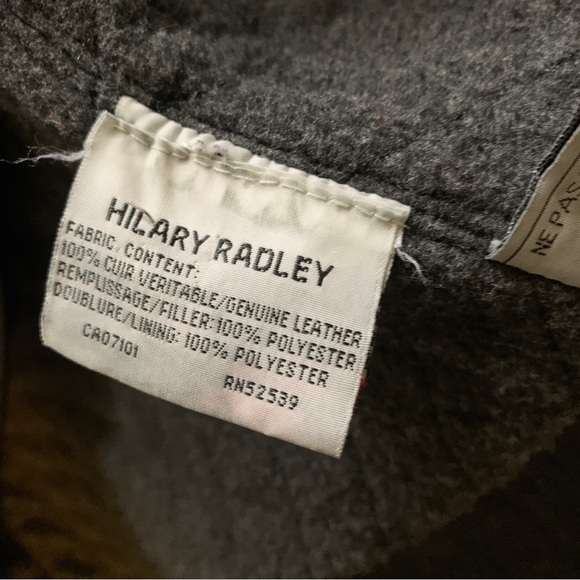 Ladies leather jacket. Quilted black. Very nice and great shape. Has a liner. - Picture 3 of 6